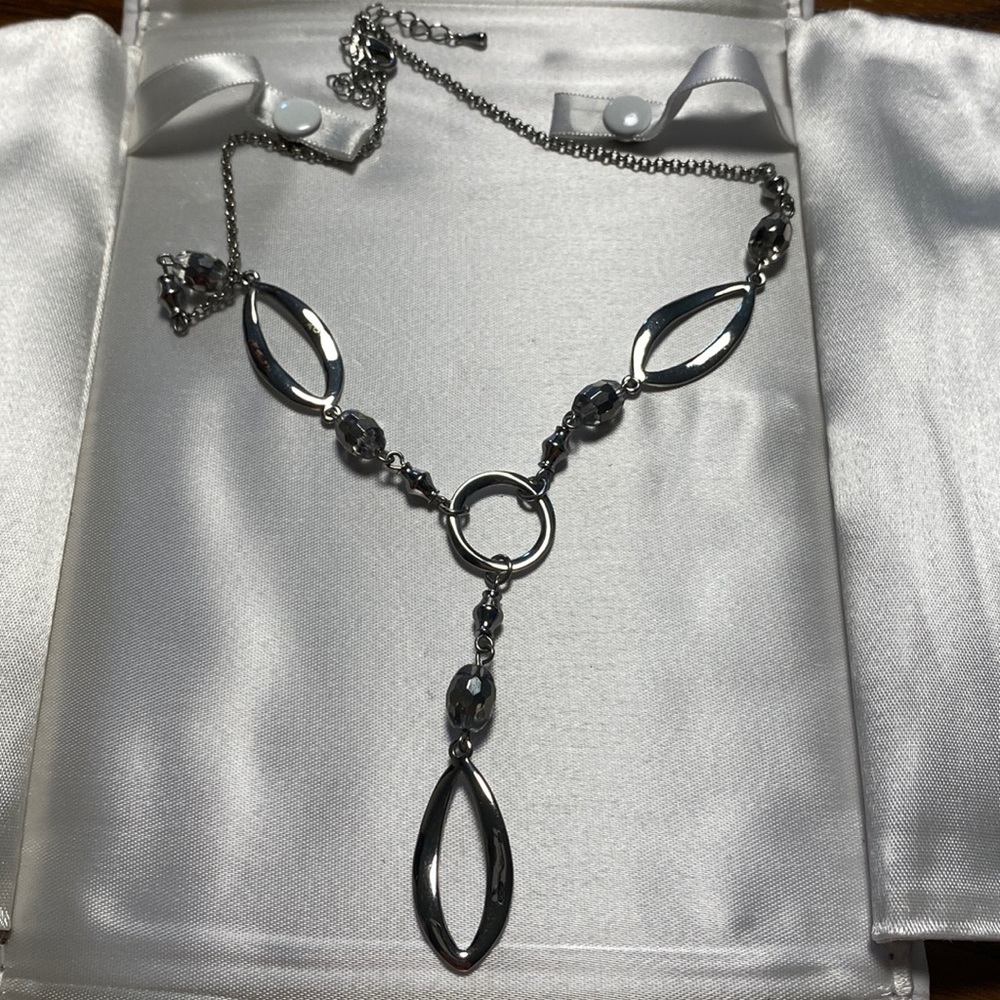 Lia Sophia escapade glass bead 18-21” necklace